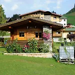 Gaestehaus Bergland Guest house Berwang