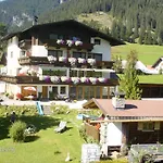 Gaestehaus Bergland Berwang