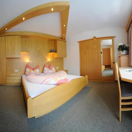 Gaestehaus Bergland Pensionat Berwang